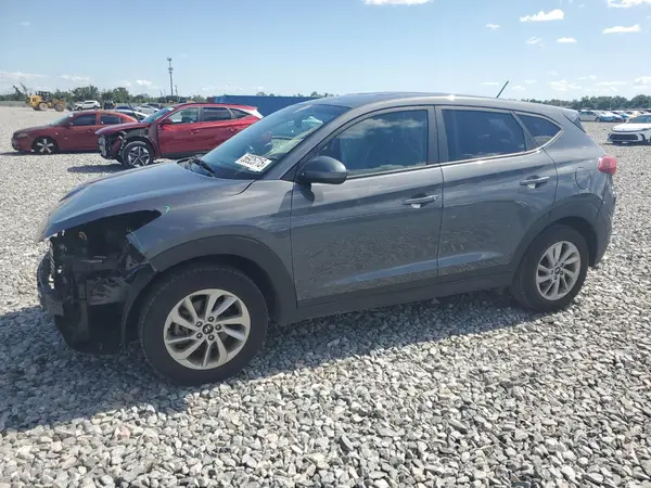 KM8J2CA48JU694346 2018 HYUNDAI TUCSON - Image 1