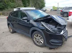 KM8J2CA48JU700212 2018 HYUNDAI TUCSON