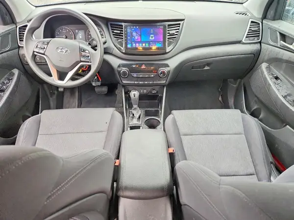 KM8J2CA48JU729029 2018 HYUNDAI TUCSON - Image 8