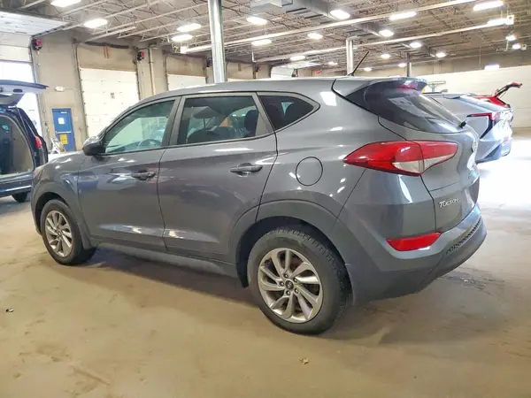 KM8J2CA48JU756926 2018 HYUNDAI TUCSON - Image 2
