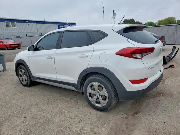 KM8J2CA48JU760751 2018 HYUNDAI TUCSON - Image 2