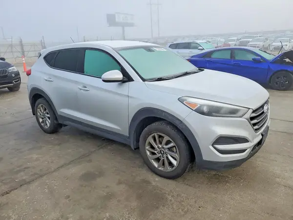 2018 HYUNDAI TUCSON COPART lot 75392585 auction photo 4