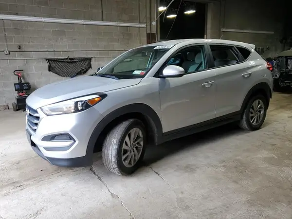 KM8J2CA48JU812296 2018 HYUNDAI TUCSON - Image 1