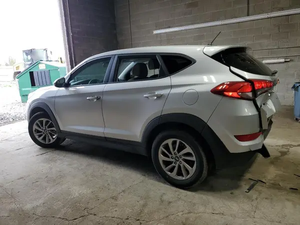 KM8J2CA48JU812296 2018 HYUNDAI TUCSON - Image 2