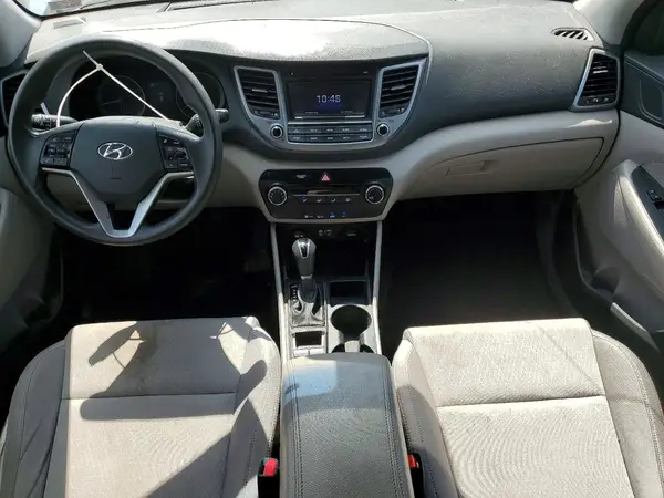 KM8J2CA48JU818258 2018 HYUNDAI TUCSON - Image 8