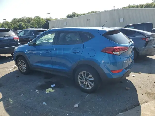 KM8J2CA48JU826537 2018 HYUNDAI TUCSON - Image 2