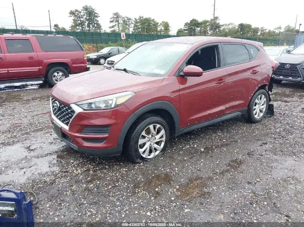 KM8J2CA48KU027567 2019 HYUNDAI TUCSON - Image 2