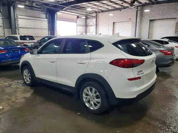 KM8J2CA48KU839337 2019 HYUNDAI TUCSON - Image 2