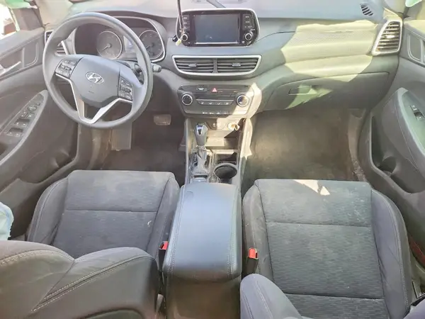 KM8J2CA48KU841007 2019 HYUNDAI TUCSON - Image 8