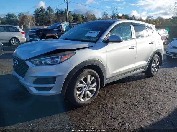 KM8J2CA48KU857594 2019 HYUNDAI TUCSON - Image 2