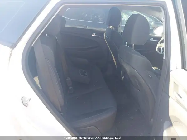 KM8J2CA48KU869440 2019 HYUNDAI TUCSON - Image 8