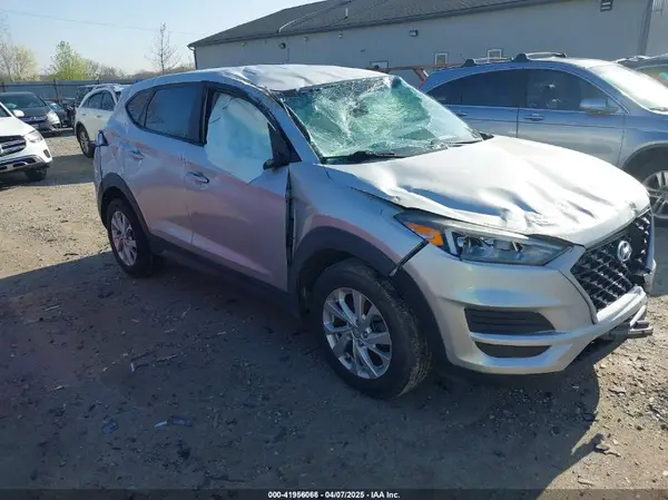 KM8J2CA48KU872175 2019 HYUNDAI TUCSON - Image 1