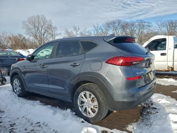 KM8J2CA48KU890868 2019 HYUNDAI TUCSON - Image 2