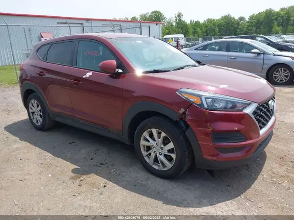 KM8J2CA48KU895388 2019 HYUNDAI TUCSON - Image 1