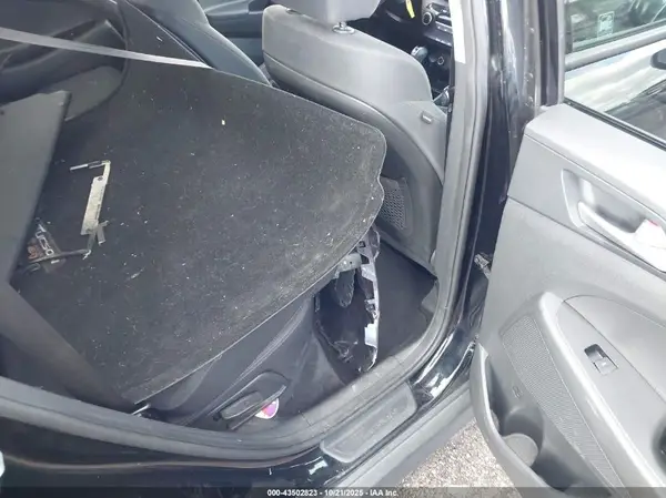 KM8J2CA48KU895729 2019 HYUNDAI TUCSON - Image 8