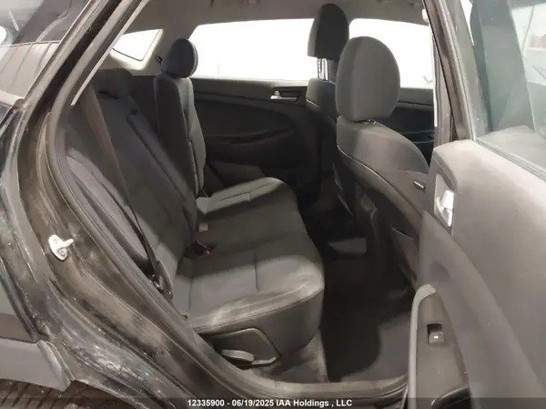 KM8J2CA48KU911752 2019 HYUNDAI TUCSON - Image 8