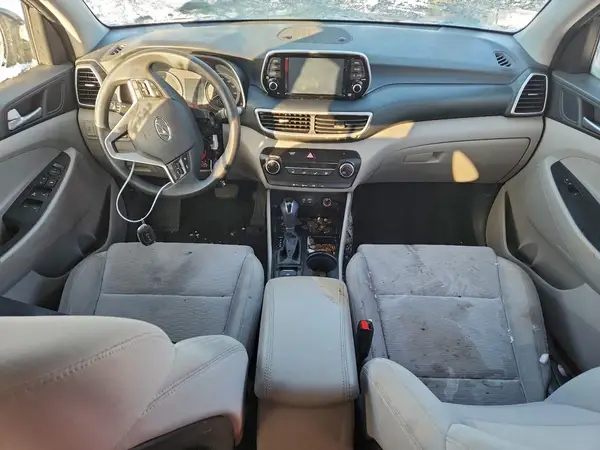 KM8J2CA48KU917213 2019 HYUNDAI TUCSON - Image 8