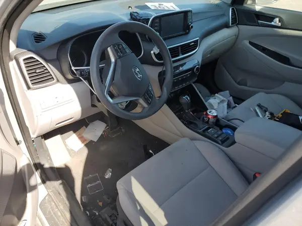 KM8J2CA48KU922993 2019 HYUNDAI TUCSON - Image 8