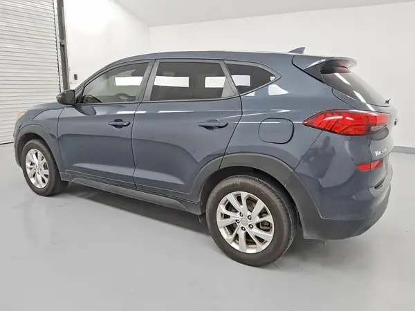 KM8J2CA48KU927367 2019 HYUNDAI TUCSON - Image 2