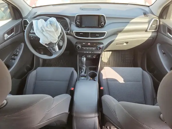 KM8J2CA48KU942094 2019 HYUNDAI TUCSON - Image 8