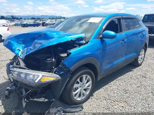 KM8J2CA48KU943486 2019 HYUNDAI TUCSON - Image 2