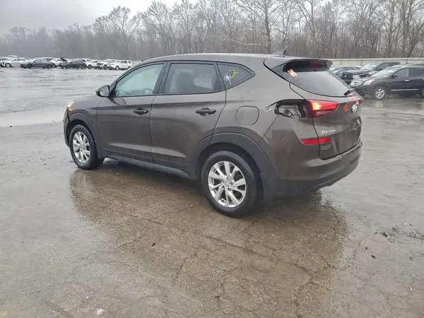 KM8J2CA48KU963897 2019 HYUNDAI TUCSON - Image 2