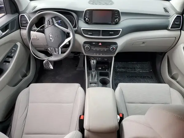 KM8J2CA48KU987892 2019 HYUNDAI TUCSON - Image 8