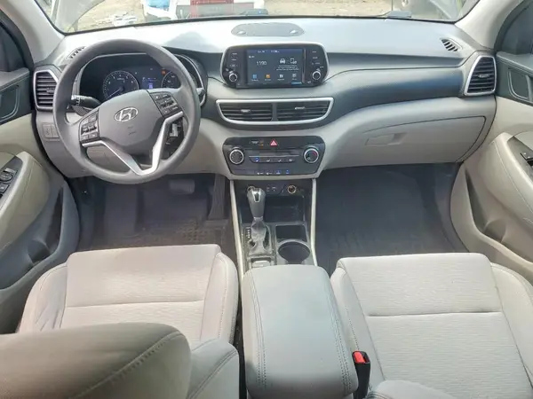 KM8J2CA48KU999685 2019 HYUNDAI TUCSON - Image 8