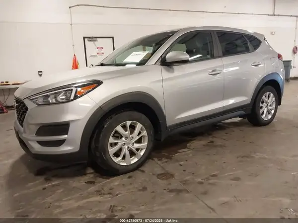 KM8J2CA48LU128089 2020 HYUNDAI TUCSON - Image 2