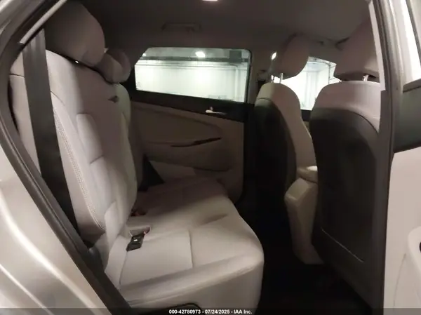 KM8J2CA48LU128089 2020 HYUNDAI TUCSON - Image 8