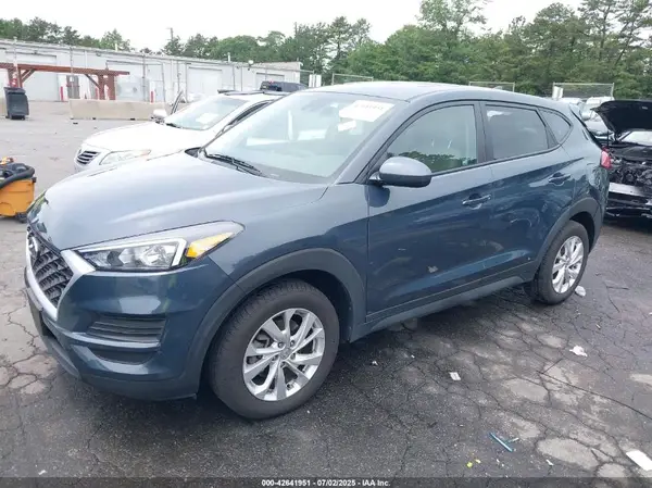 KM8J2CA48MU330626 2021 HYUNDAI TUCSON - Image 2