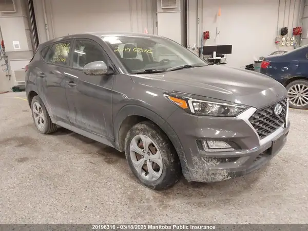 KM8J2CA48MU373041 2021 HYUNDAI TUCSON - Image 1