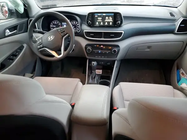 KM8J2CA48MU375176 2021 HYUNDAI TUCSON - Image 8