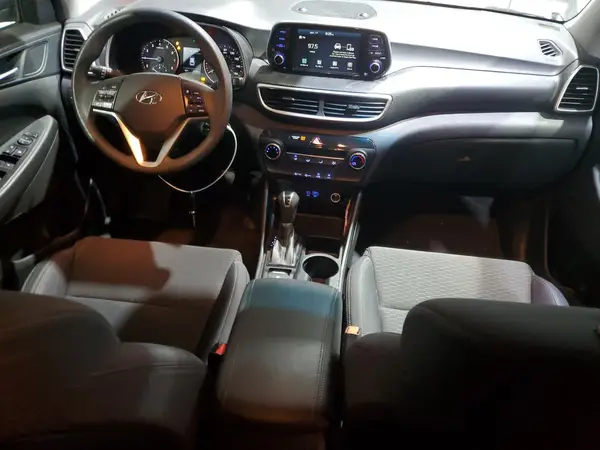 KM8J2CA48MU384279 2021 HYUNDAI TUCSON - Image 8
