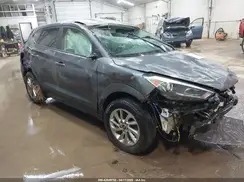 KM8J2CA49JU645981 2018 HYUNDAI TUCSON