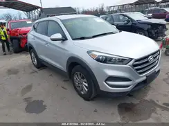 KM8J2CA49JU698390 2018 HYUNDAI TUCSON