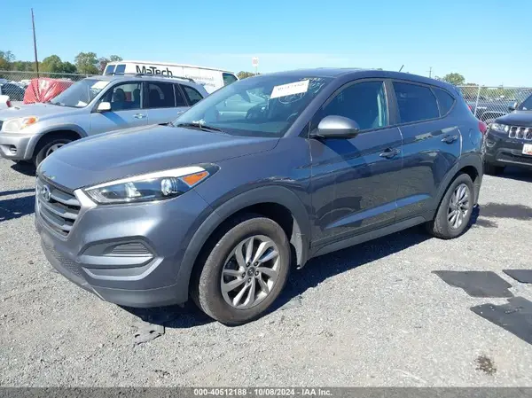 KM8J2CA49JU741898 2018 HYUNDAI TUCSON - Image 2