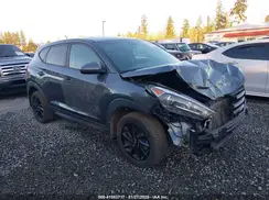 KM8J2CA49JU756479 2018 HYUNDAI TUCSON