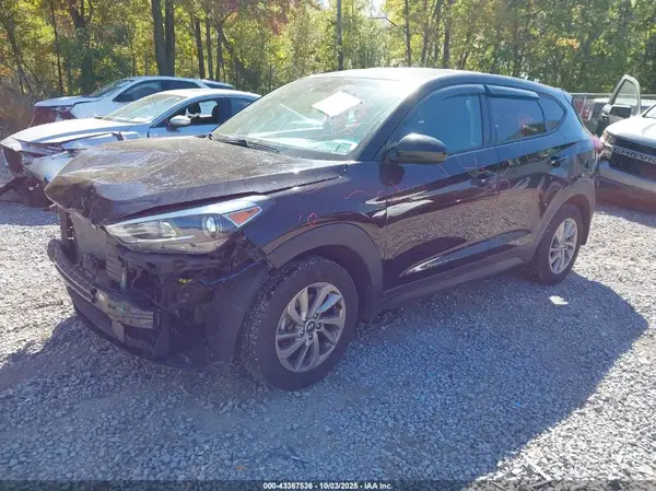 KM8J2CA49JU820231 2018 HYUNDAI TUCSON - Image 2