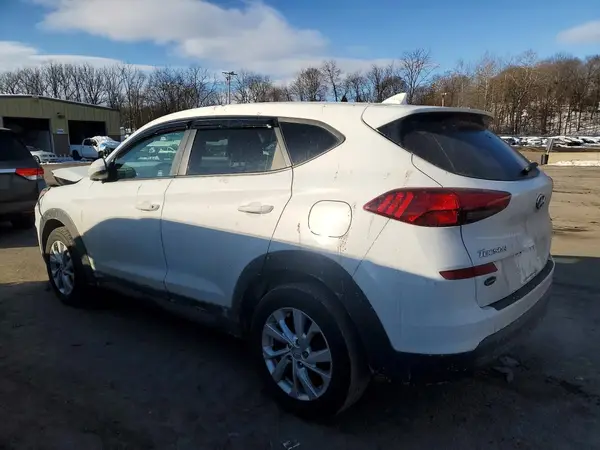 KM8J2CA49KU042627 2019 HYUNDAI TUCSON - Image 2