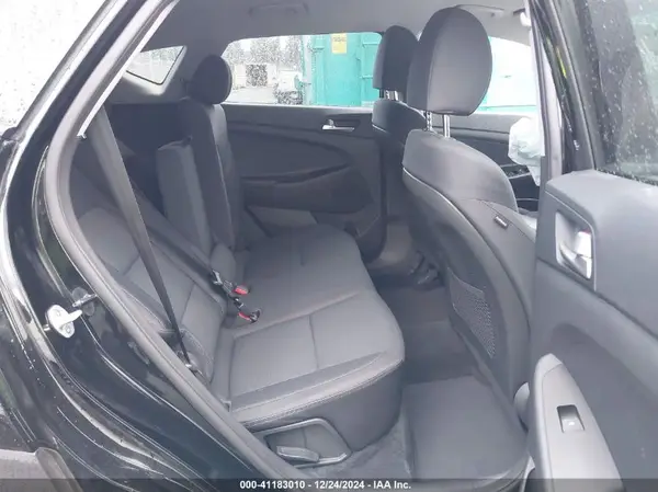 KM8J2CA49KU060237 2019 HYUNDAI TUCSON - Image 8