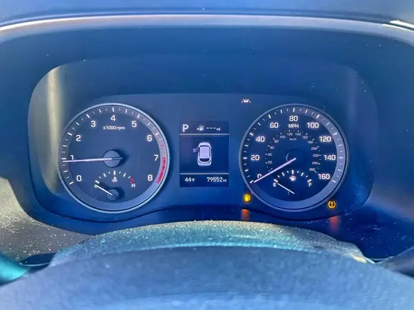 KM8J2CA49KU062277 2019 HYUNDAI TUCSON - Image 8