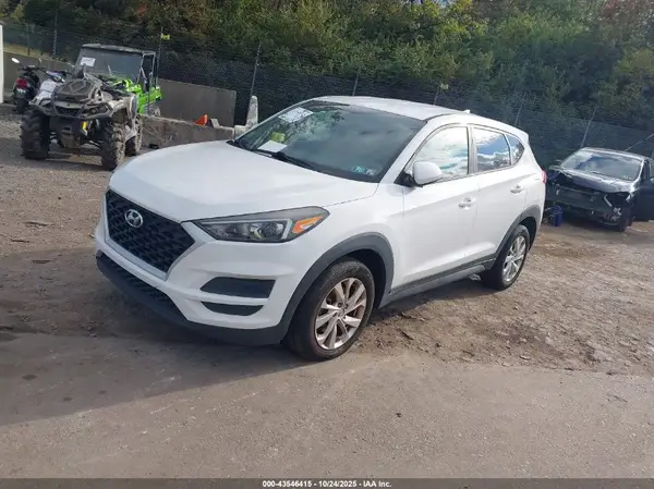 KM8J2CA49KU853120 2019 HYUNDAI TUCSON - Image 2