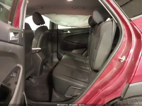 KM8J2CA49KU873352 2019 HYUNDAI TUCSON - Image 8