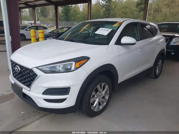 KM8J2CA49KU879166 2019 HYUNDAI TUCSON - Image 2