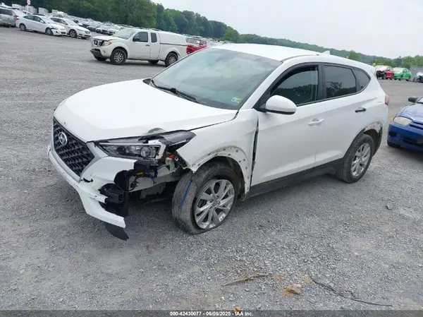KM8J2CA49KU883847 2019 HYUNDAI TUCSON - Image 2
