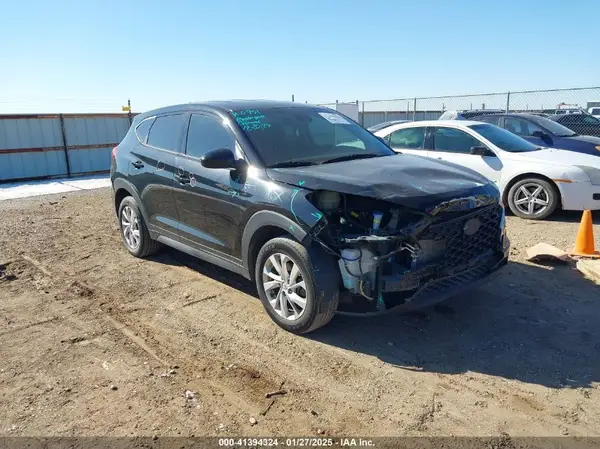 KM8J2CA49KU888868 2019 HYUNDAI TUCSON - Image 1
