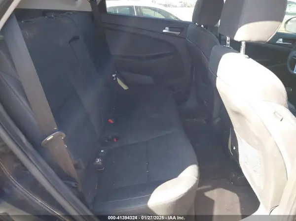 KM8J2CA49KU888868 2019 HYUNDAI TUCSON - Image 8