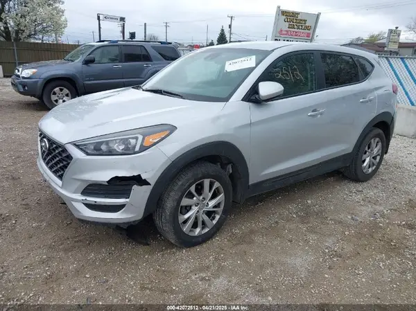 KM8J2CA49KU891267 2019 HYUNDAI TUCSON - Image 2