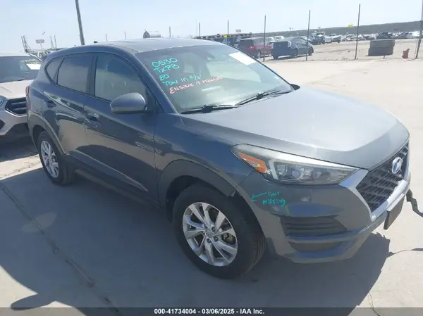 KM8J2CA49KU907189 2019 HYUNDAI TUCSON - Image 1